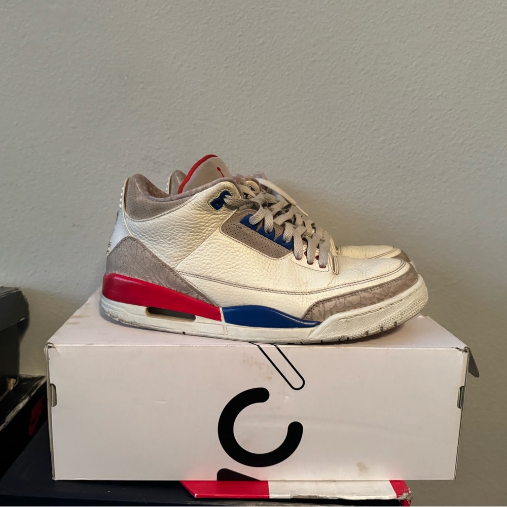 Nike Air Jordan 3 Retro International Flight